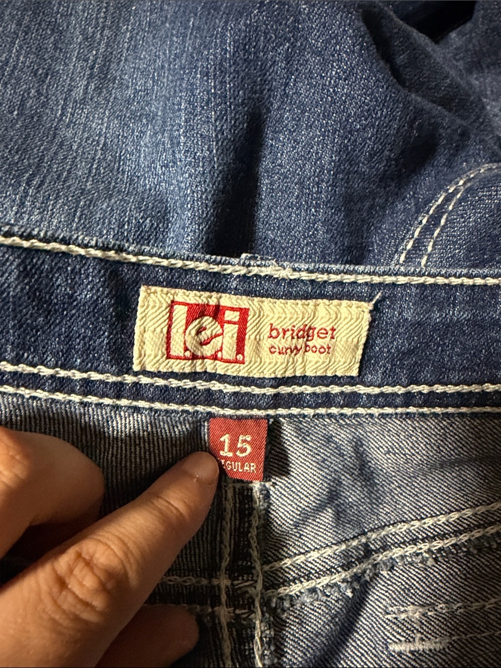 Lei Y2K low rise bootcut jeans